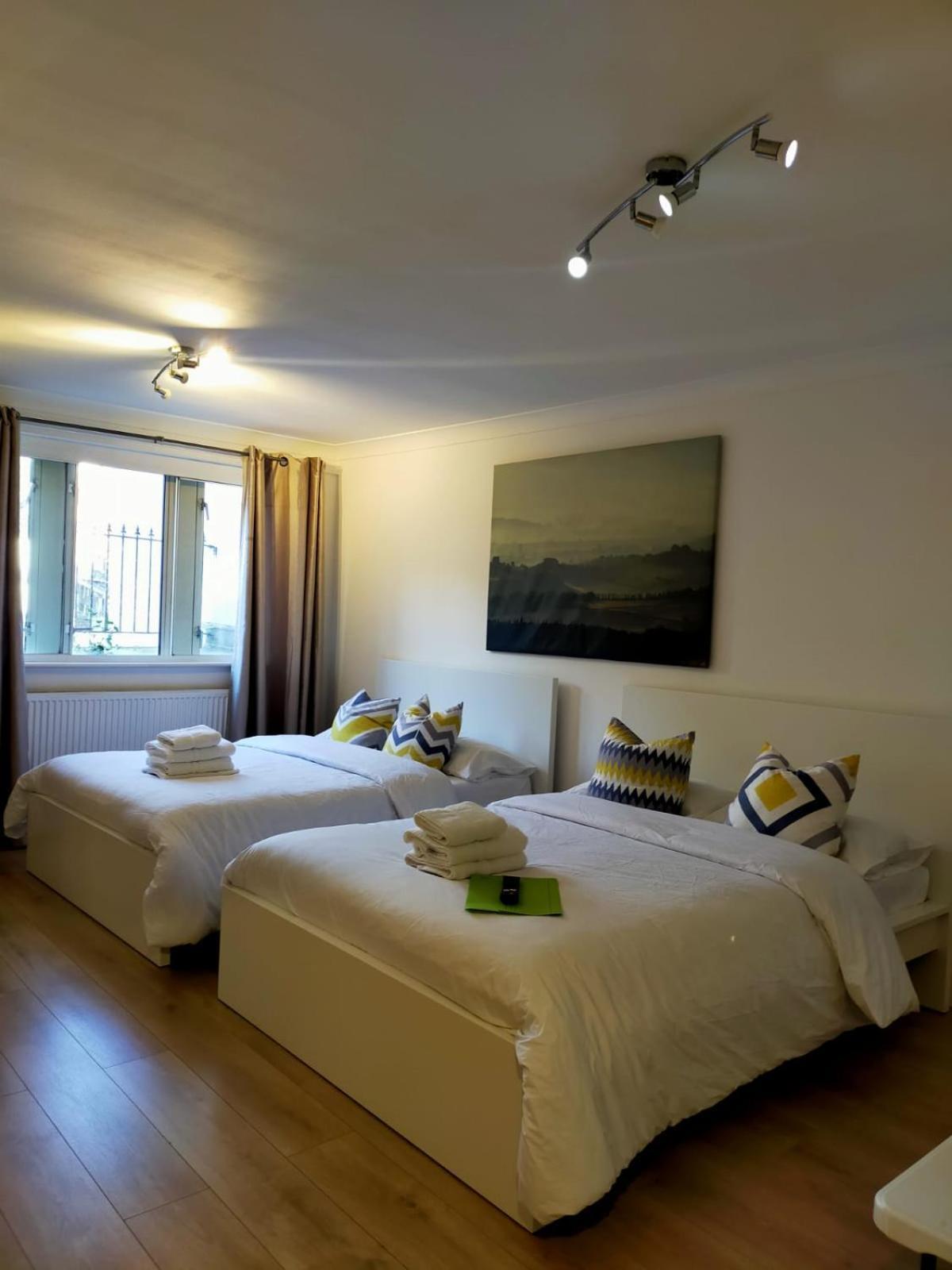 Апартаменты Cobbold Court Share Flat Лондон Экстерьер фото